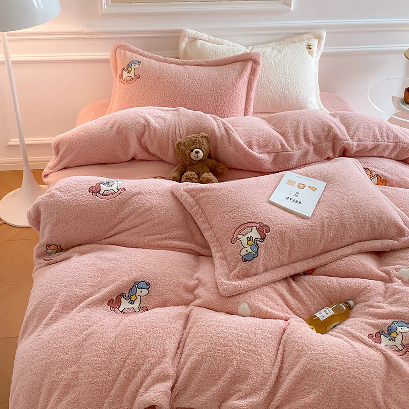 Dream Nest Bedding Set