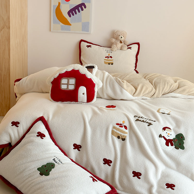 Santa's Snuggle Bedding Set