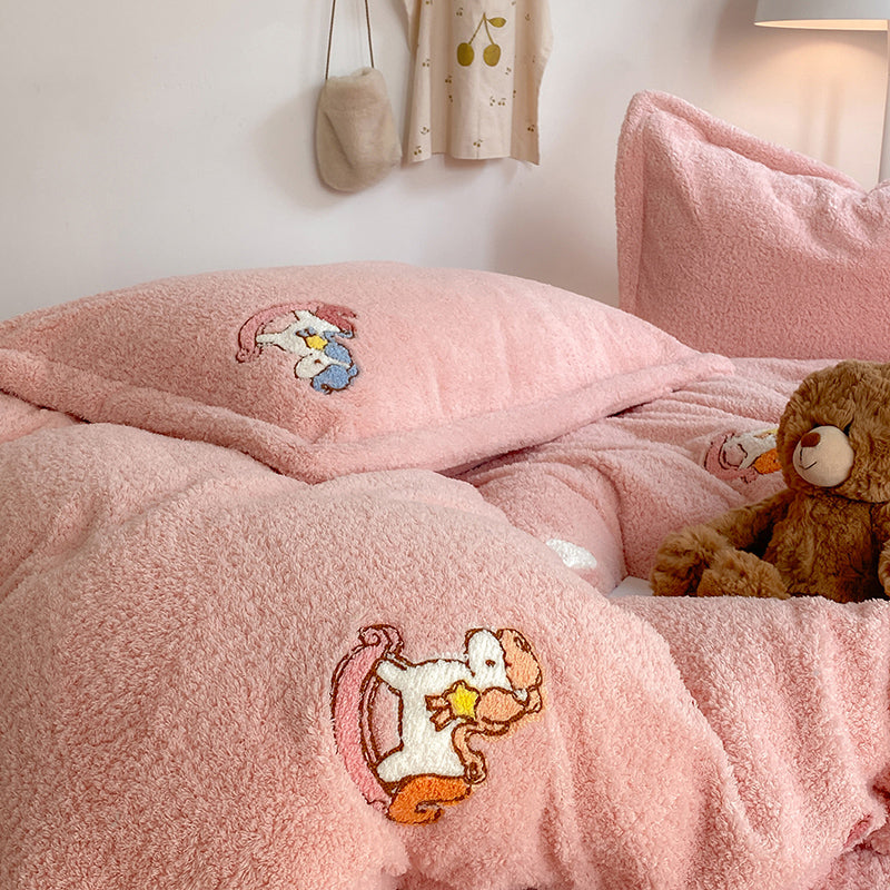 Dream Nest Bedding Set