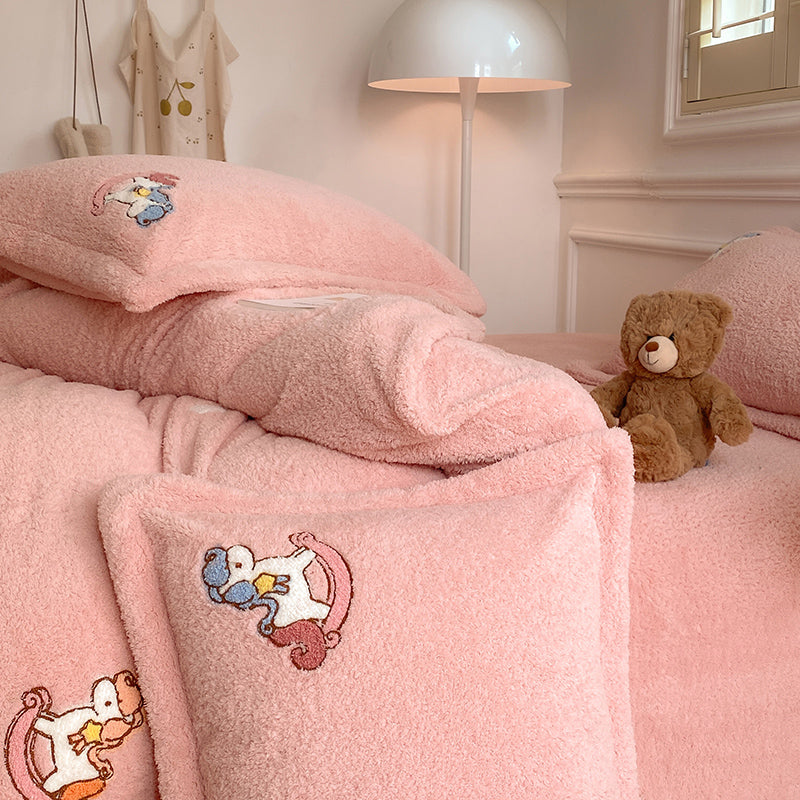 Dream Nest Bedding Set